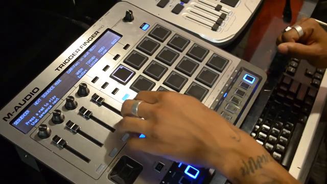 Beat Preview Feel In The Sky #009 on the M-Audio Trigger Finger Pro смотреть онлайн