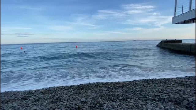 Ялта. Массандровский пляж, 19 сентября 2021. ул.Дражинского. Крым. Crimea. Yalta. смотреть онлайн