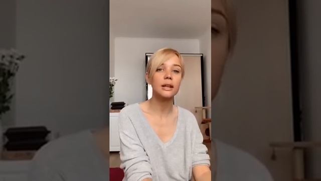 Кризис в Голове #кризис #кризисвмире #кризисчтоделать #какжитьдальше #нетденег