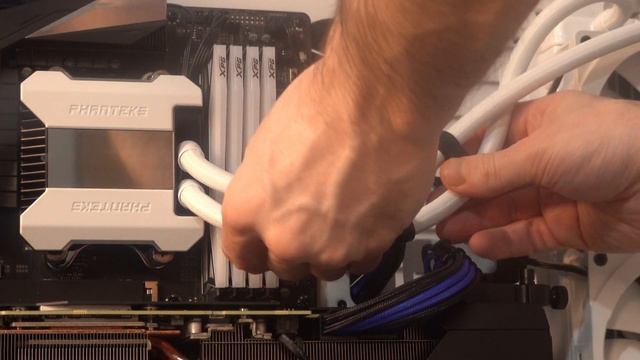 Phanteks Glacier One 240 MPH All-in-One CPU Cooler - Full Review смотреть онлайн