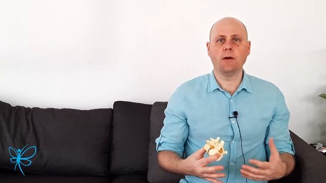 Вправление позвонков - залог успешного лечения спины или МИФ? смотреть онлайн