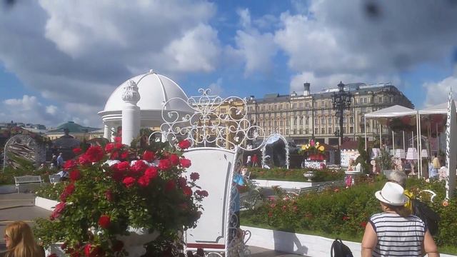 Москва. Манежная площадь. Сентябрь 2016... смотреть онлайн