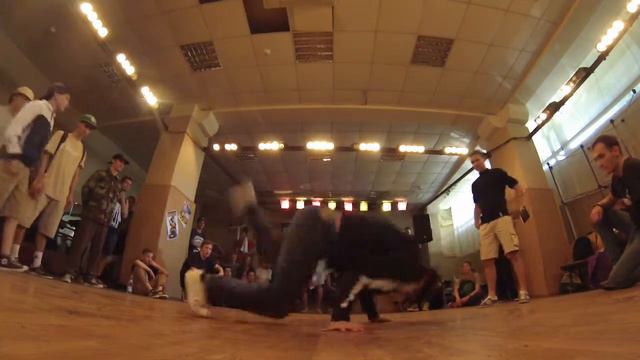 Kap & Nd vs Kaktus & Ahmed (1/8 2x2 PRO | Cowabanga Battle Boom 2014) - #bboy #bgirl #breakdance смотреть онлайн