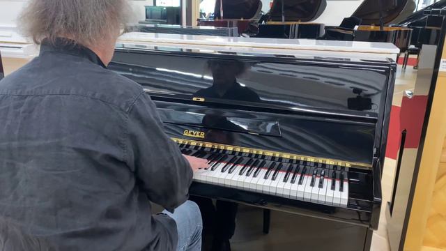 Geyer 109 piano (1971) смотреть онлайн