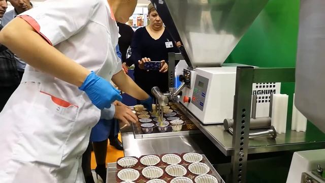 ДИВоБлог: дозирование теста для кексов в формы