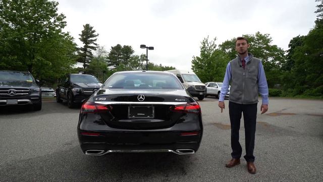 2022 Mercedes-Benz E-Class E 350 4MATIC Sedan | Video Tour with Spencer смотреть онлайн