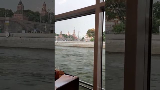 05.07.2022 г. Прогулка на теплоходе «River Palace» смотреть онлайн