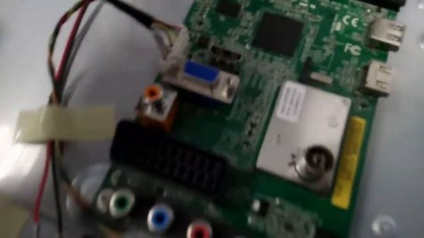 Починил тещин ТВ ) - Sharp LC-32LE244RU - висит на дежурке, не включается