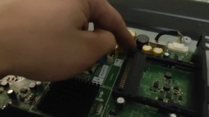 Erisson 32LES76T2. Не включается. Как починить телевизор при помощи двух глаз и одного паяльника.