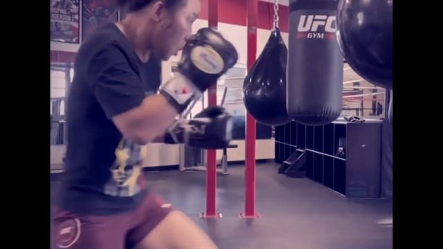 Родригез без шансов? UFC 272 : Марина Родригез vs Янь Сяонань прогноз на бой , разбор боя смотреть онлайн