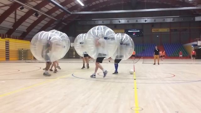 Bubble Football - BumperZ - BubbelBal смотреть онлайн
