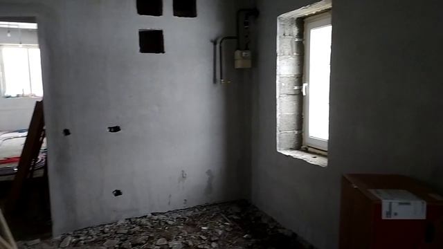 МОНТАЖ ОТОПЛЕНИЯ В ЧАСТНОМ ДОМЕ. УКЛАДЫВАЮ ТРУБУ ДЛЯ ОТОПЛЕНИЯ ИЗ СШИТОГО ПОЛИЭТИЛЕНА. смотреть онлайн