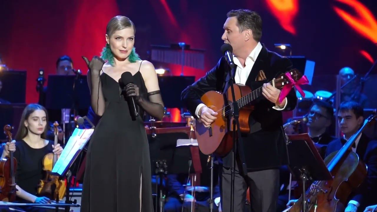 Ангелина Сергеева и Виталий Ленский. Зачем? (романс Змеюкиной из к/ф "Свадьба") LIVE 18.11.2023 смотреть онлайн