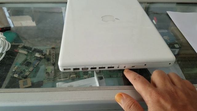 REVIEW MACBOOK EARLY 2008 A1181