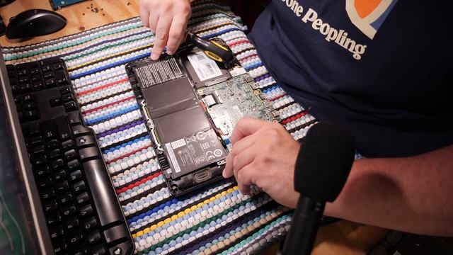 Acer TravelMate B115-M Series Disassembly and SSD Upgrade - A Fairly Simple Laptop - Jody Bruchon смотреть онлайн