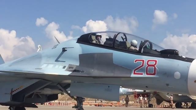 Su-30SM in Latakia airbase @MuradoRT смотреть онлайн