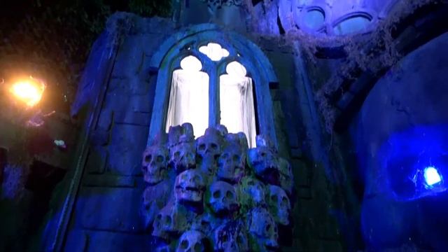 Dracula Escape Room - We build Escape Rooms смотреть онлайн