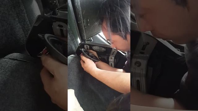 How to install rear speakers into a 1997 Hyundai Excel смотреть онлайн