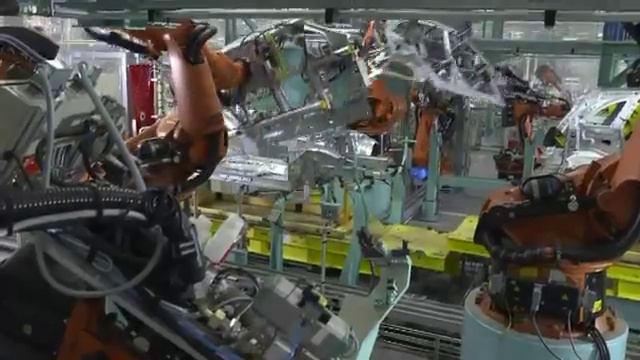►2014 NEW Mercedes Benz Plant Kecskemét Hungary B Class смотреть онлайн