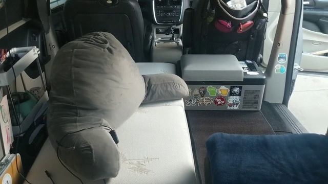 Minivan Camper Mattress Flip! смотреть онлайн