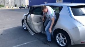 Лёгкий пользовательский обзор Nissan Leaf ZE0 2012