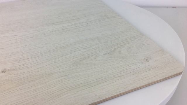 Ламинат Egger Pro Classic Дуб Кортина белый 33 класс 8 мм смотреть онлайн