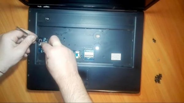 Как собрать ноутбук Samsung R503 (NP-R503H)