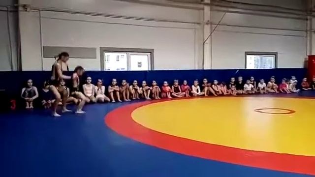 Спортивная акробатика, 1 юношеский разряд смотреть онлайн