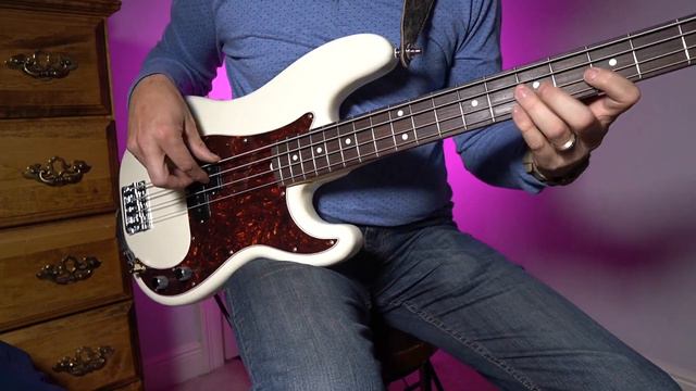 Fender American Pro II Precision Bass- Demo/with DR Pure Blues Strings Medium Gauge смотреть онлайн