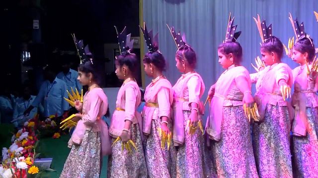 Umbrella Dance смотреть онлайн