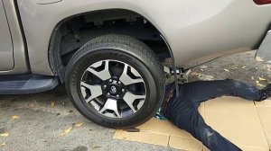 ADJUST HANDBRAKE TOYOTA HILUX 2.8 L.EDITION