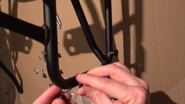 Цельносваренная багажная система. Для кофров для Dominar 400 UG 2020. смотреть онлайн
