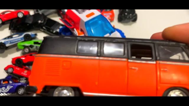 Toy Car Symphony Hand Driven and Beautiful Diecast Model Cars in Harmony! 🎶🚗 смотреть онлайн