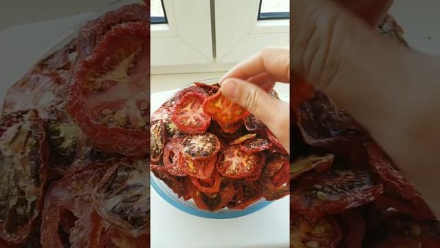 В'ялені томати. Томатні чіпси / Вяленые томаты. Томатные чипсы / Dried tomatoes смотреть онлайн