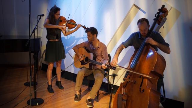 Wiegala (Lullaby) by Ilse Weber- The alt Default смотреть онлайн