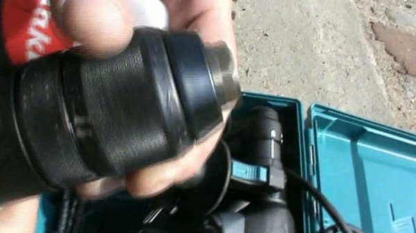 Makita HR2611FT обзор перфоратора Makita HR2611FT Overview of the perforator