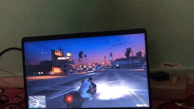 Hp 15s GTA 5 test | Under 50k laptops Gta v gameplay | 60 fps смотреть онлайн