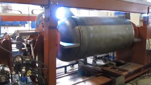 Установка для сварки кольцевых швов при сварке баллонов и ресиверов смотреть онлайн
