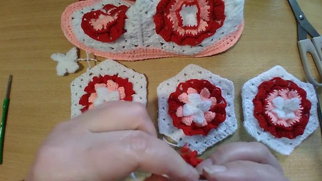 Вязанные сапожки из шестиугольников крючком. Войлочная стелька. 39 размер. смотреть онлайн