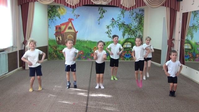 Зарядка. Солнышко лучистое любит скакать. Ритмика для детей 4-6 лет смотреть онлайн