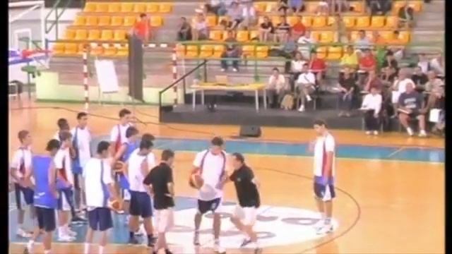 Clinic. Aito Garcia Reneses y Sito Alonso - Conceptos defensivos 1 смотреть онлайн