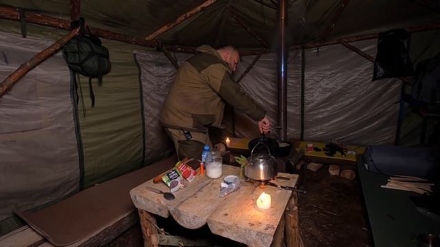 Немного обустроили палаточный лагерь | ЛЕСНОЙ ДОМ | ЗЕМЛЯНКА | ИЗБА | FOREST HOUSE | DUGOUT | HUT