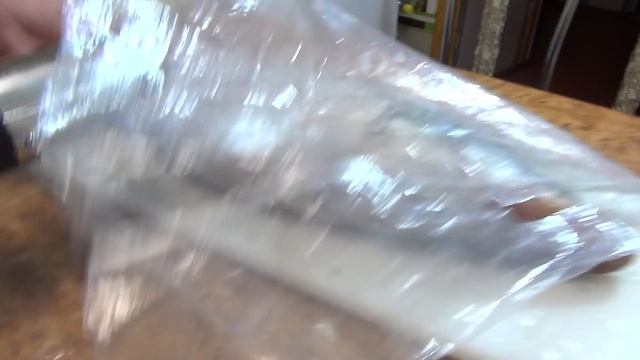 Отличная, водонепроницаемая рыбочистка C Aliexpress, просто, а главное - быстро. Годное из Китая.