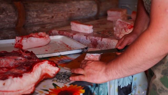 РАЗДЕЛКА ГИГАНТСКОГО ПОРОСЁНКА смотреть онлайн