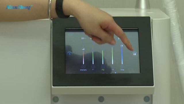 HIEMT MAX 3 muscle-building EMS machine смотреть онлайн