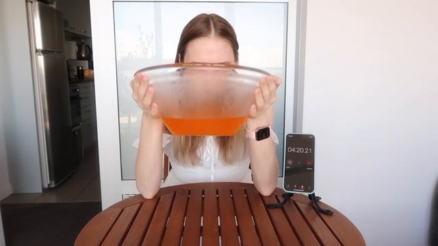1 GALLON FANTA CHUG смотреть онлайн