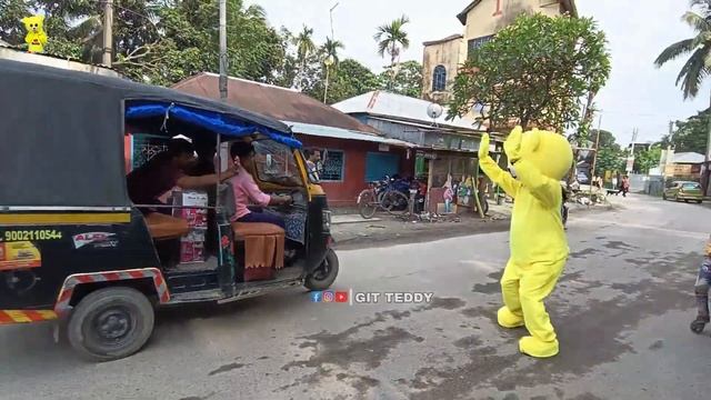 Teddy bear prank on public || Teddy bear funny dance || Git Teddy смотреть онлайн
