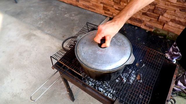 МЯСНОЙ СУП с ТЫКВОЙ на КОСТРЕ. ТАК НЕ ДЕЛАЛ НИКТО! смотреть онлайн