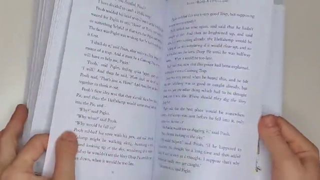 Winnie The Pooh. A. Miln (иллюстрации E.H.Shepard). EGMONT. Винни Пух на английском языке. Лабирин