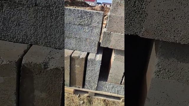 отливаем блоки на прадажу.